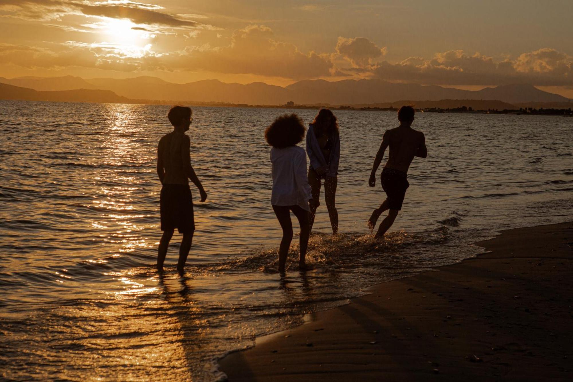 Spacebility Beach - Self Check-In Quartu Sant'Elena Bagian luar foto
